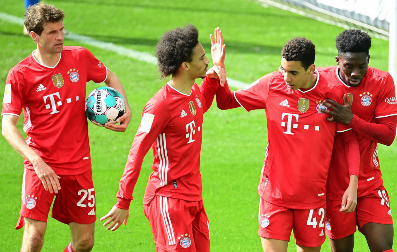 包含乌拉圭横扫西班牙，萨内统治全场的词条