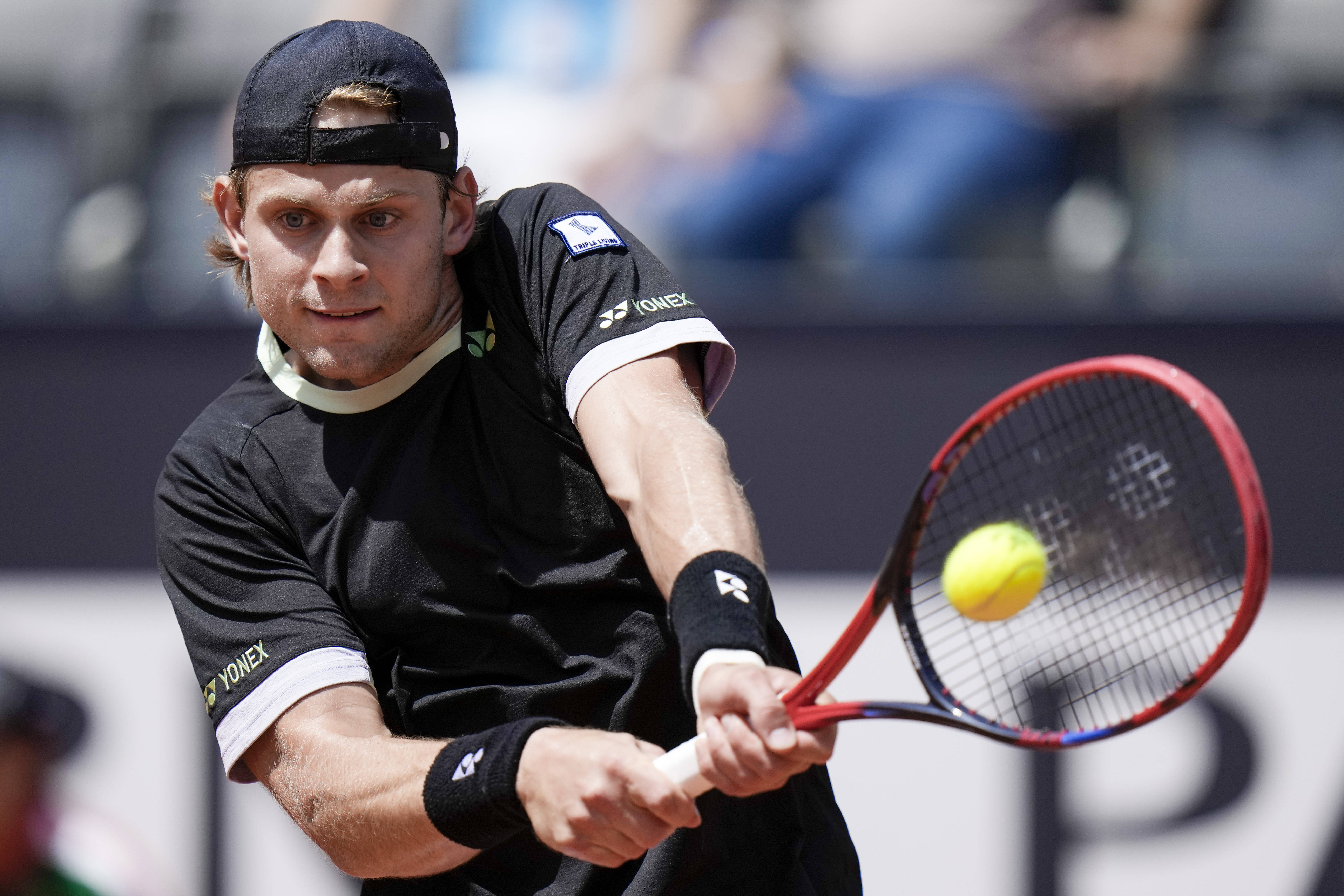 九游娱乐app下载-包含德国网球队鏖战欧洲网球队，纳达尔惊艳世界的词条