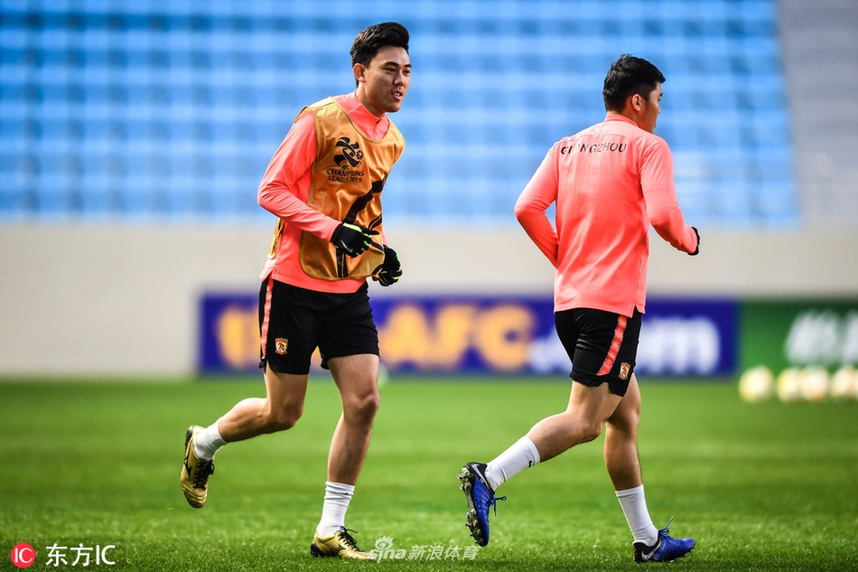 广州恒大队长分享训练心得，鼓舞队友士气的简单介绍