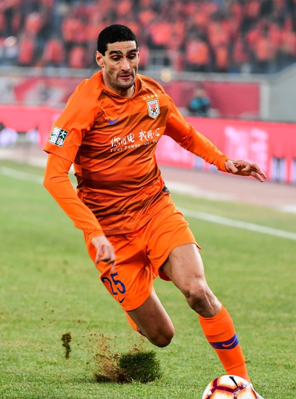 九游娱乐-鲁能主场-小胜，紧追领头羊