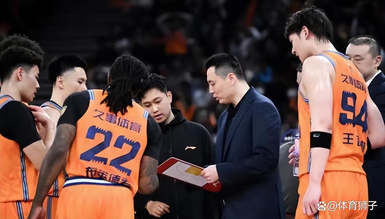 上海队主场击败河北队,提升战绩 上海队主场击败河北队,提升战绩