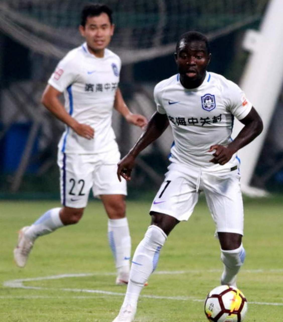 包含天津泰达主场输给深圳佳兆业，遭遇连败的词条