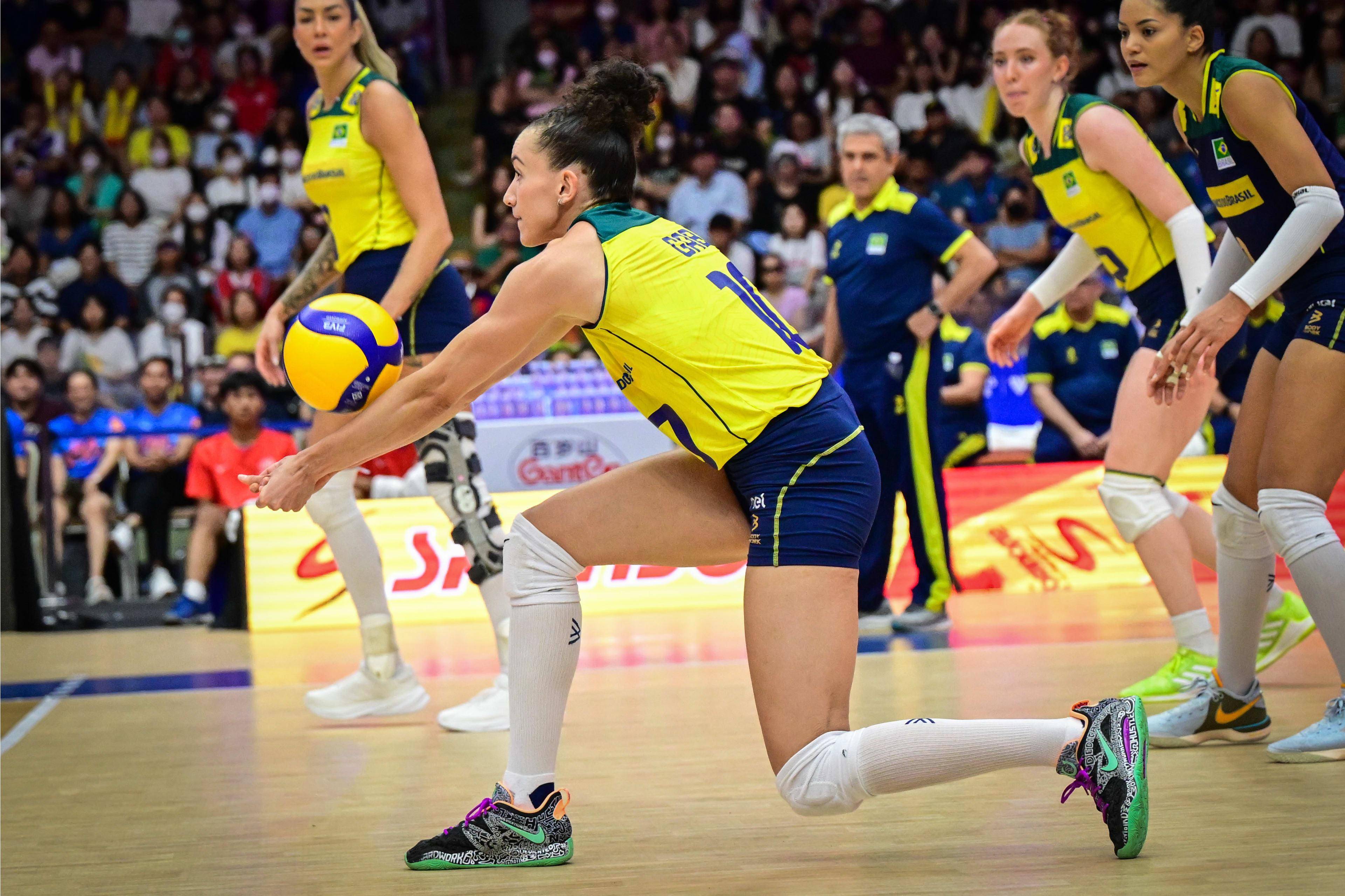 九游官网-俄罗斯选手在女子排球赛中夺冠