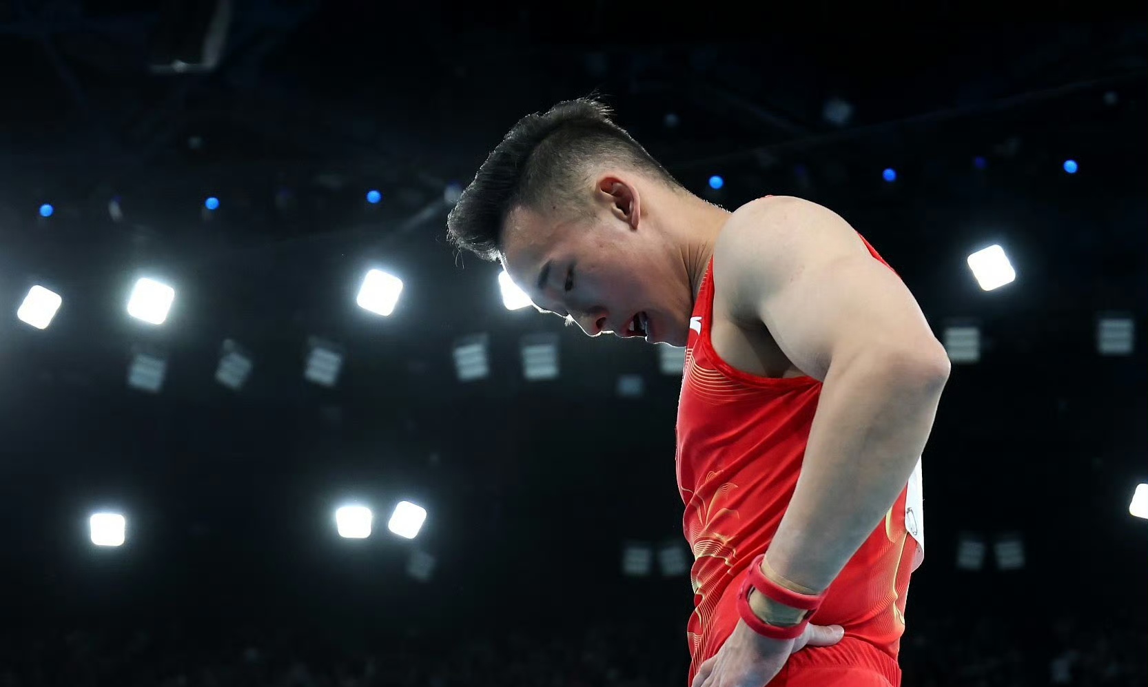 独创绝技，运动员赢得阵阵掌声