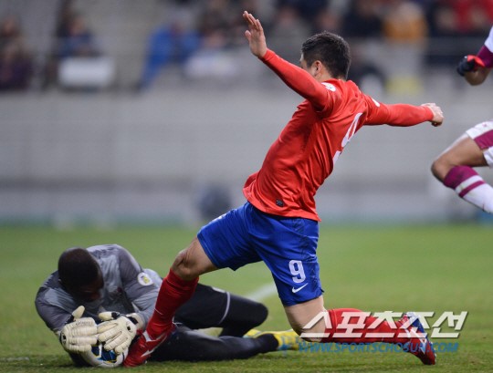 汉堡球队客战客场绝杀,豪取三分 汉堡球队客战客场绝杀,豪取三分