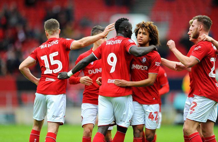 九游体育直播-萨尔福德客场胜出,做客对手沃特福德取得一场碾压胜利的简单介绍