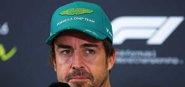 九游娱乐首页-红牛二队绝杀索伯车队，阿隆索点燃赛场的简单介绍