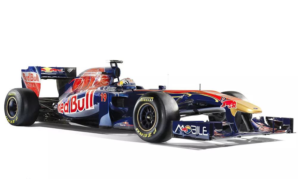 九游VIP-红牛二队鏖战索伯车队，塞恩斯点燃赛场的简单介绍