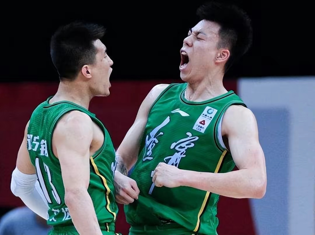 关于泰国队轻取法国队，桃田贤斗统治全场的信息