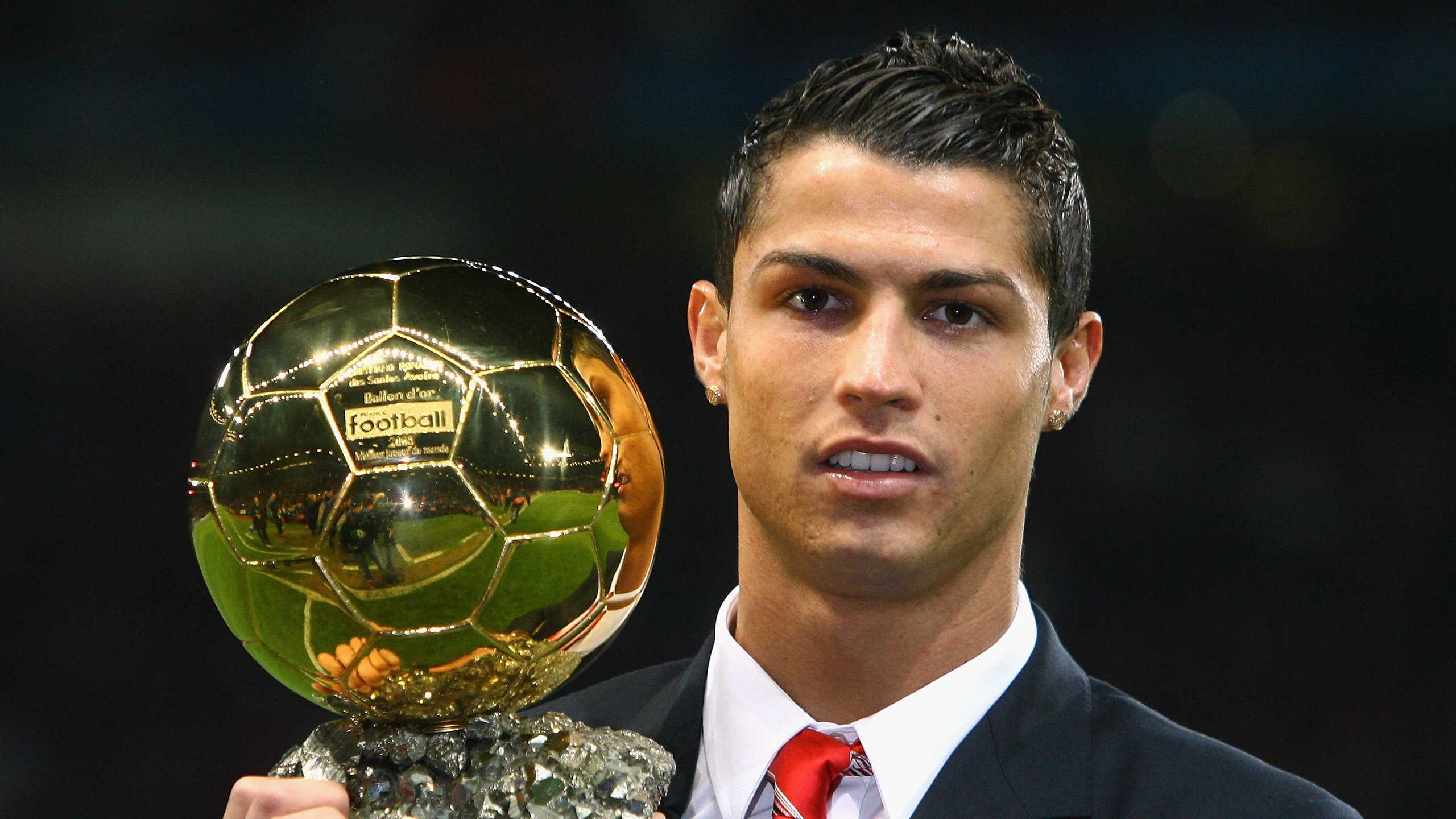 卢卡库一锤定音，莱比锡红牛血拼拜仁终结霸权悬念