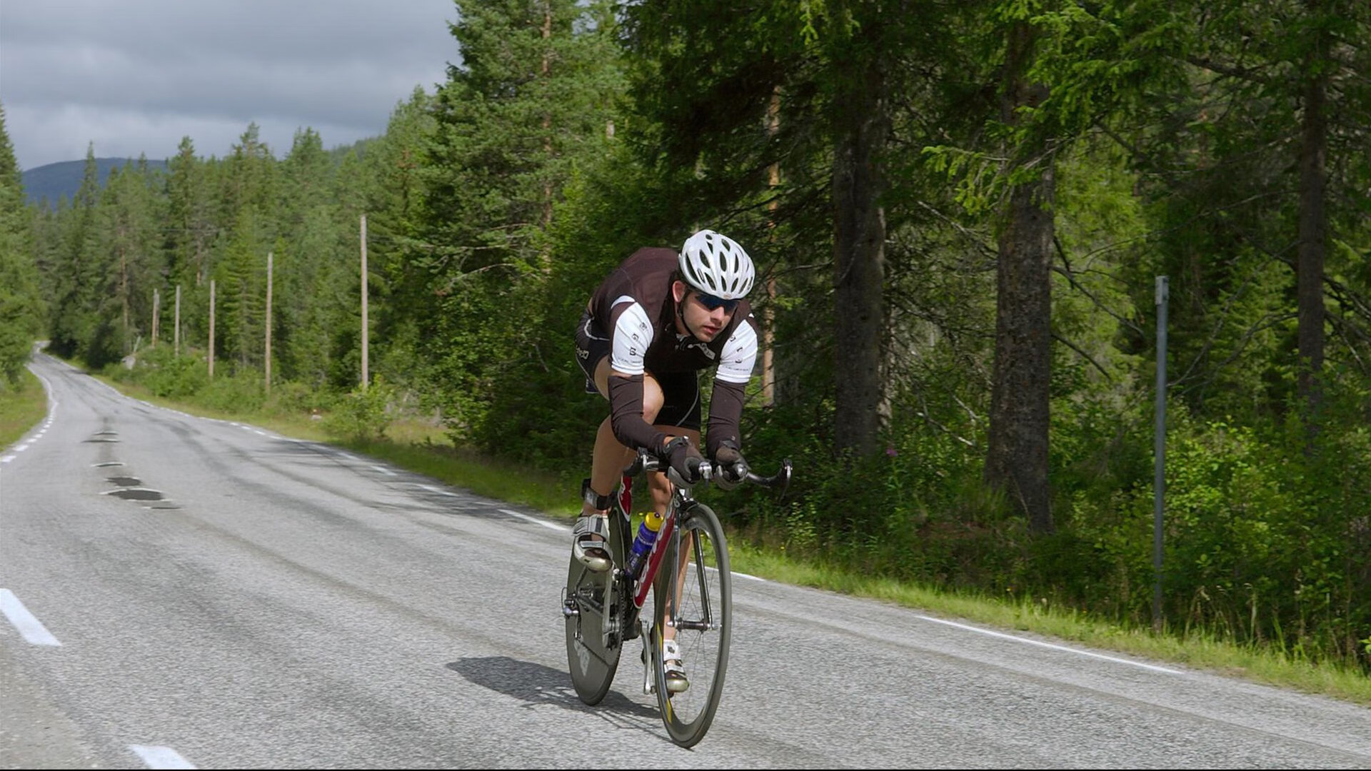 英超争冠之夜，英格拉姆关键时刻站出来